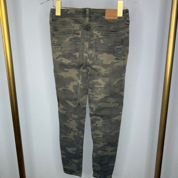 American Eagle High Rise Jegging Crop Green Camo Next Level Stretch - Picture 6 of 7